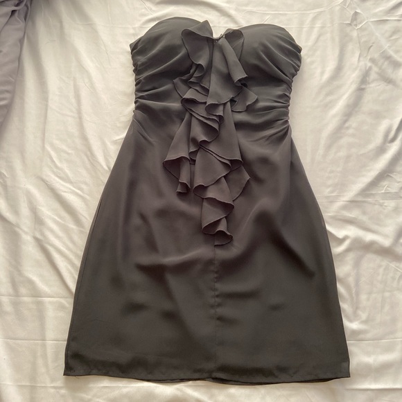 Guess Dresses & Skirts - Guess Strapless Little Black Dress